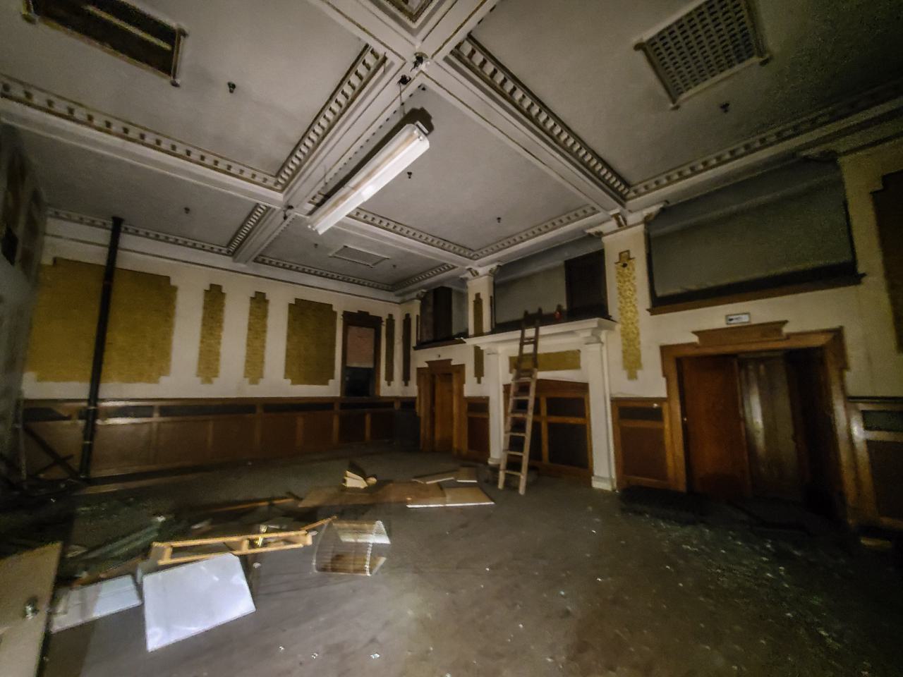 11/01/25 - PSX_20251102_221235.jpg