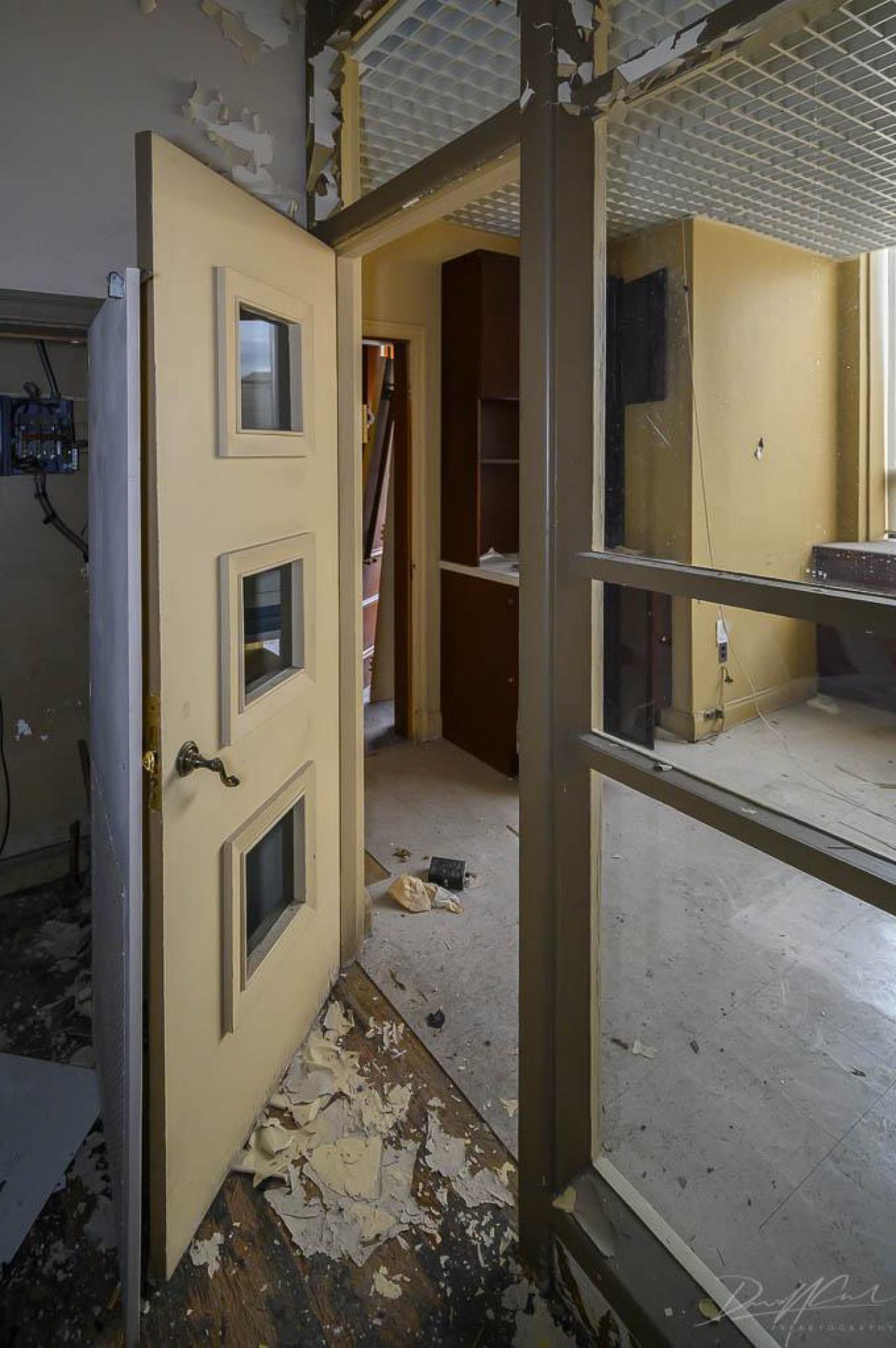 Summer 2025 - SCRAPS - ABANDONED ST CATHARINES STANDARD-42.jpg