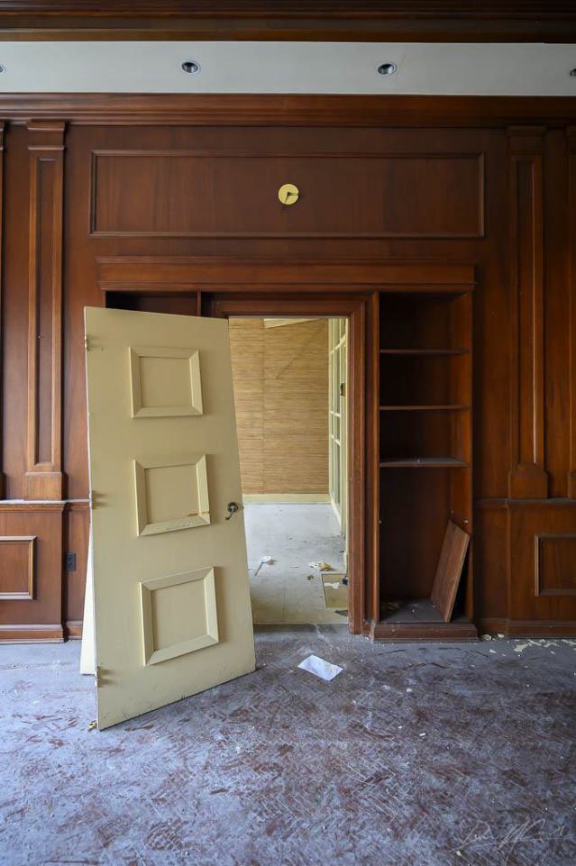 Summer 2025 - SCRAPS - ABANDONED ST CATHARINES STANDARD-45.jpg