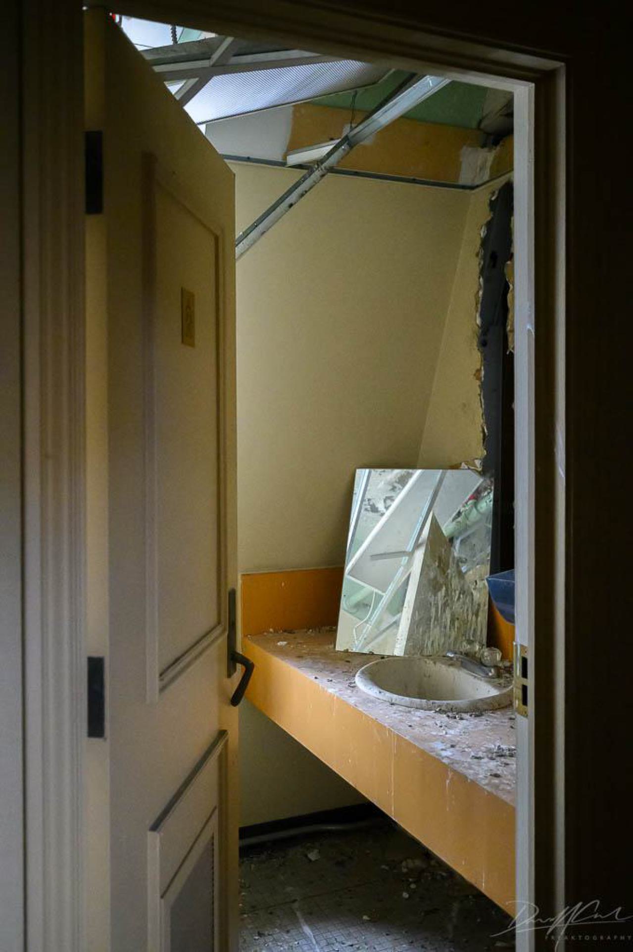 Summer 2025 - SCRAPS - ABANDONED ST CATHARINES STANDARD-51.jpg