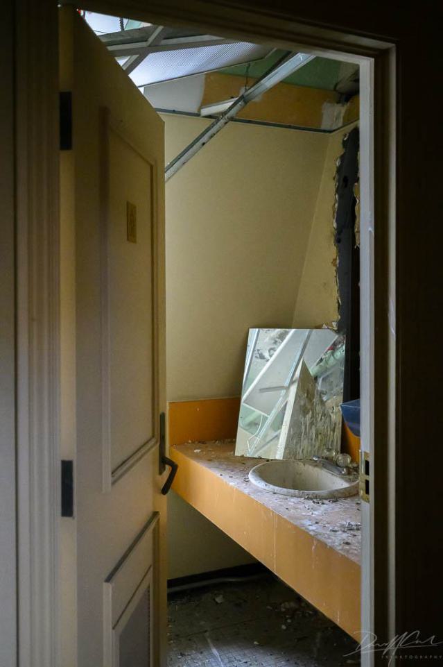 Summer 2025 - SCRAPS - ABANDONED ST CATHARINES STANDARD-51.jpg