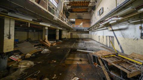 Summer 2025 - abandoned st catharines standard newspaper headquarters-15.jpg