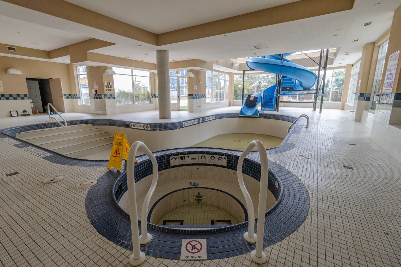 2 Weeks after closure - 1000021713.jpg