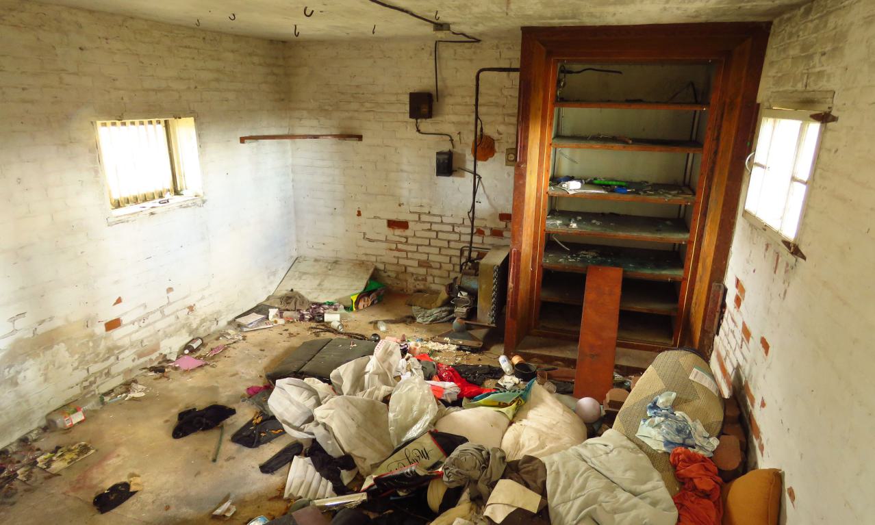 INCO-Owned - IMG_4707X.jpg