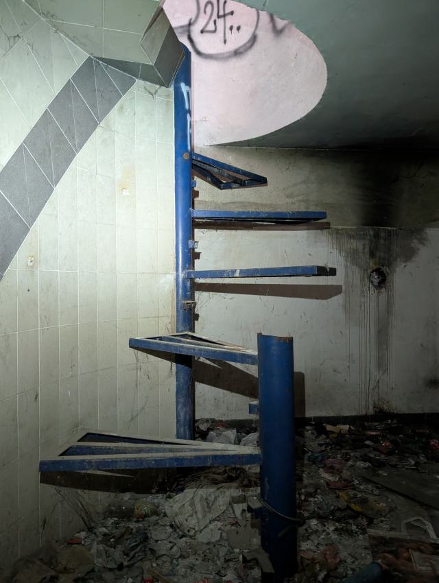 December 2025 - PXL_20251222_105756143.jpg