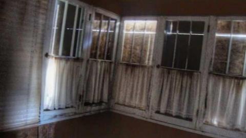 ... 3's a Crowd - 3a.jpg