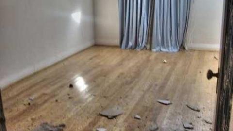 ... 3's a Crowd - 6e.jpg