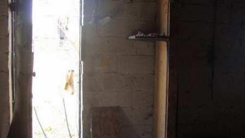 ... 3's a Crowd - 8a.jpg