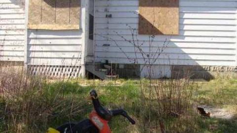 ... 3's a Crowd - 9a.jpg