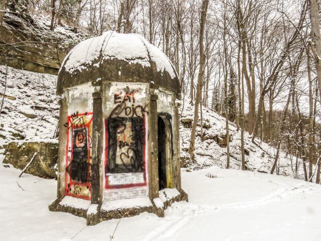 Grimsby Isolation Chamber photo 5