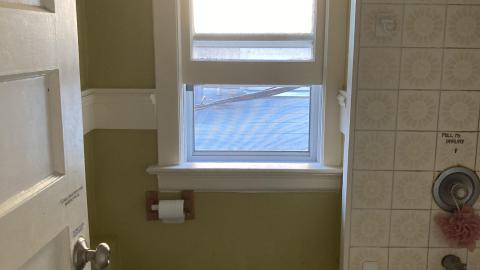 Merton Streets Auto Shop - 5df1d9a2-1bcb-40c5-b017-f2e248a25219.jpg