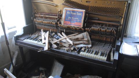 September 2013 - e0e53c71-a02a-4133-94e2-bd9c74272b25.jpg