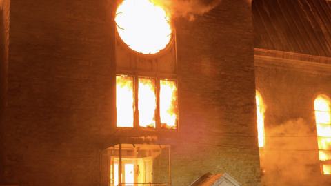 Fire - cac5bac4-40b1-441e-9f91-efbd29cd6934.jpg