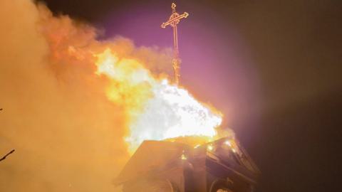 Fire - 992f7306-3f59-403b-8ff2-c2d7d1171bc1.jpg