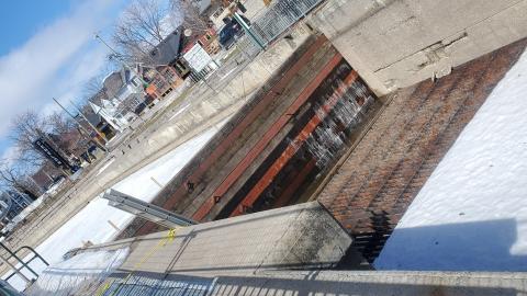 final gate on the locks