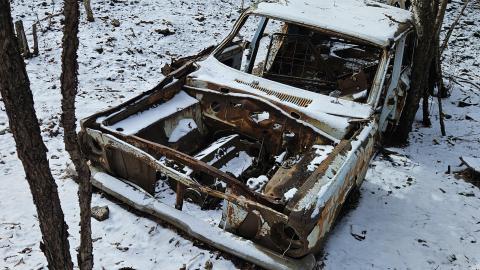 Anyone lose a 1963 Plymouth Valiant V-200? - 9c4920e7-bbaa-47b4-a2aa-9a38a80d996d.jpg