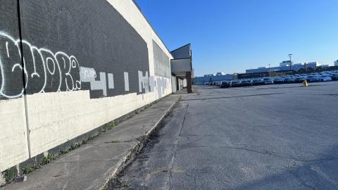 eydale mall - 8c022106-8a66-4de2-b2c2-dd1c1896b7dd.jpeg