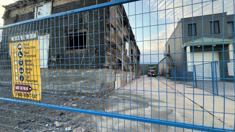 Bare Bones - 9f413261-3cf5-4454-a96f-91797960de73.jpeg