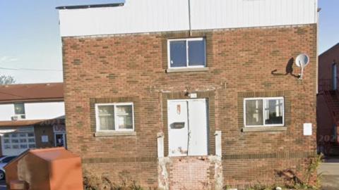 Bare Bones - 982c6cd0-9b62-4d5a-9eb7-7c1ad4938cec.jpeg