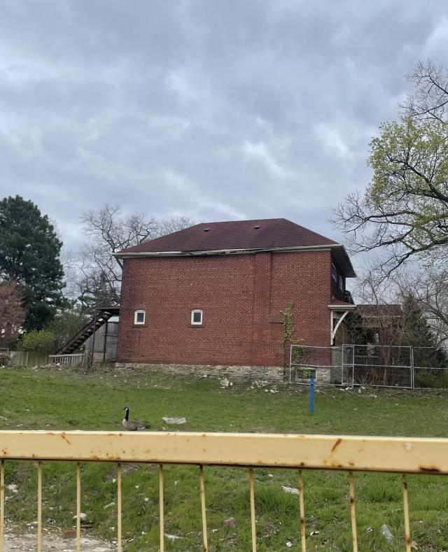 The Harcroft House photo 2