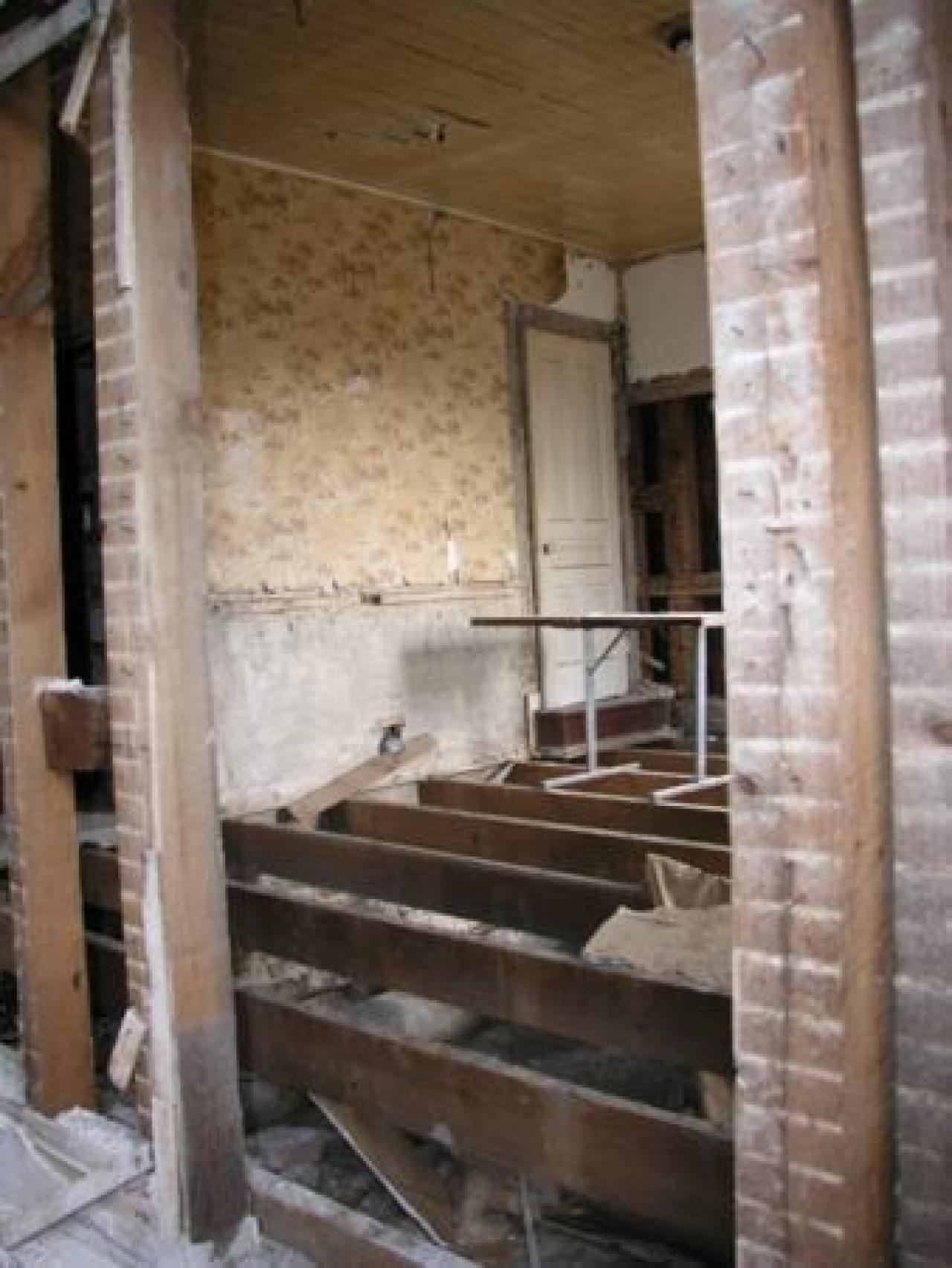 Gallery - P1010022b.jpg