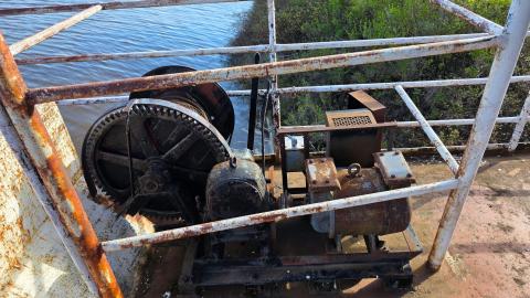 Old Tub - c77f01fd-60c8-4c8a-9483-f8b3e6967a3c.jpg