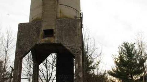 CN coaling tower - Washago-Assorted14.jpg