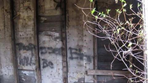 Lone Barn - Lone-Barn4.jpg