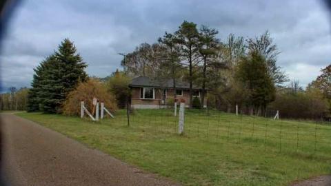 April 2012 - Dusty-Deals-Done22.jpg