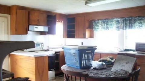 Farmhouse - 1969-County-Road-41.jpg