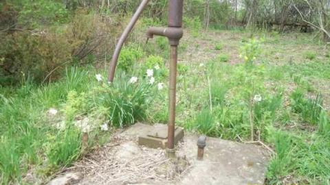 House - 850-N-Big-Island-Rd2.jpg