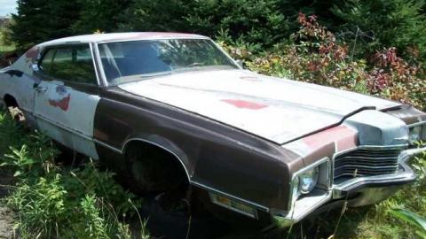 Foymount cars. - Foymont-Abandoned-RCAF-Station10.jpg
