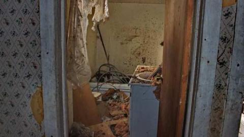 April 2012 - The-Stakes-Are-In3.jpg