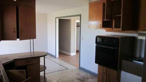 stages of decay - IMG_4342.jpg