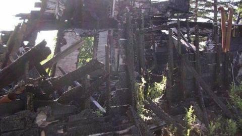 Gallery - Burned-Out-House-near-Ottawa4.jpg