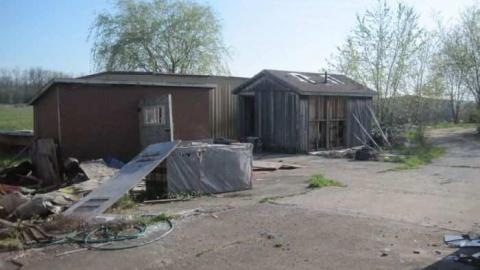 Second trip, with batteries! - Dollhouse-Gentlemans-Club10.jpg