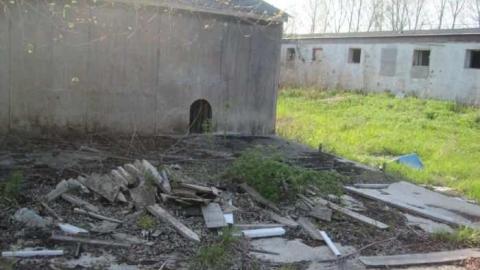 Second trip, with batteries! - Dollhouse-Gentlemans-Club11.jpg