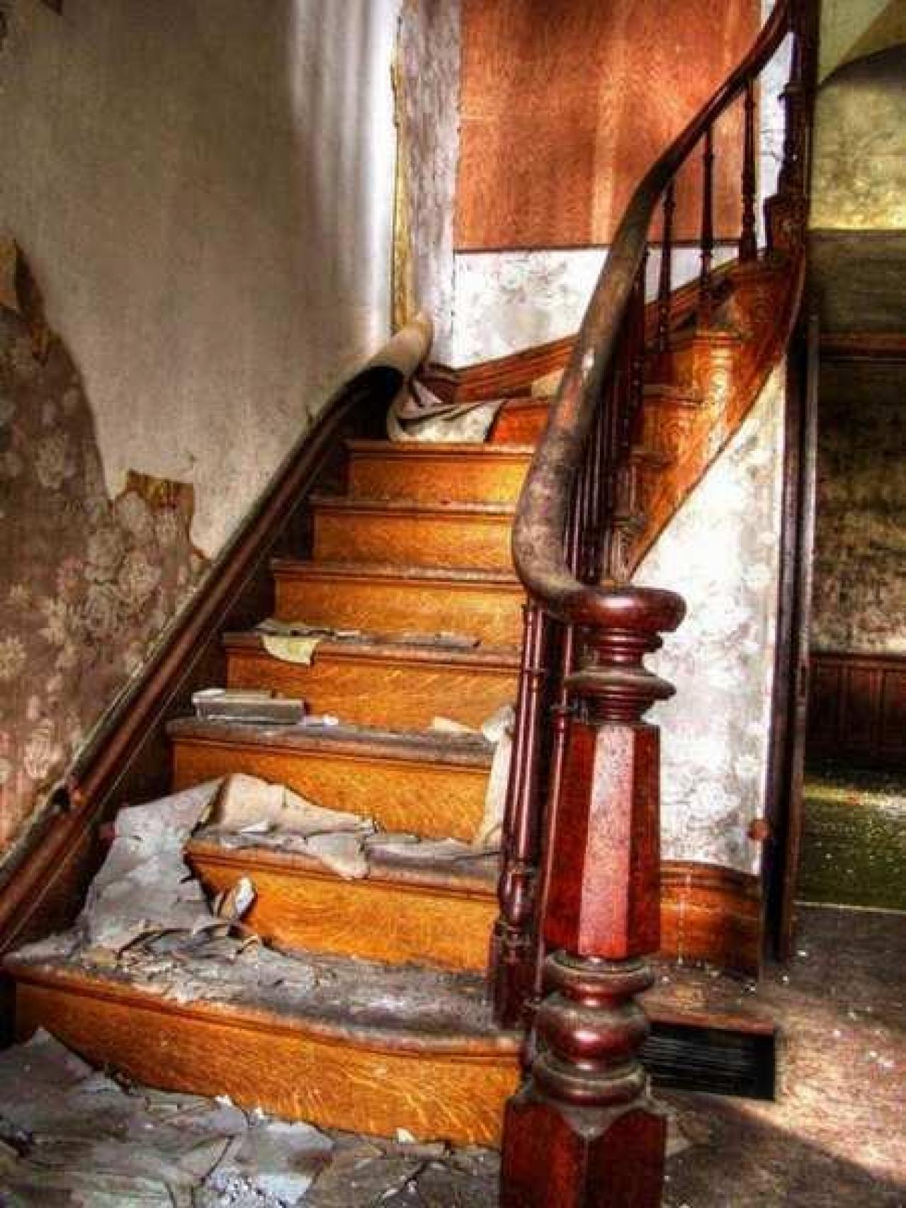 Dirt Farm, now Filthy Rich - Hurontario-Street92.jpg