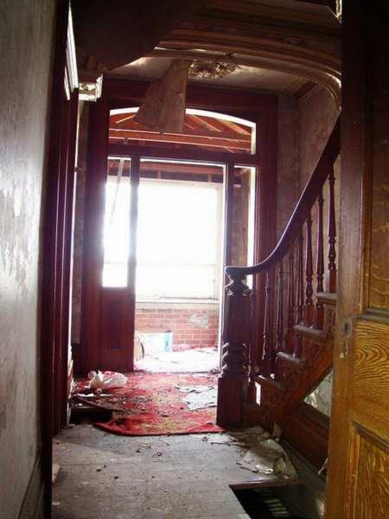 Dirt Farm, now Filthy Rich - Hurontario-Street109.jpg