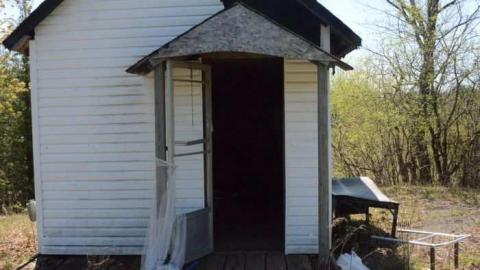 Just a Shack - Shack-in-the-Woods9.jpg