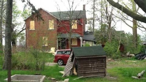 Location Scouting Photos - Tall-Red-on-86119.jpg