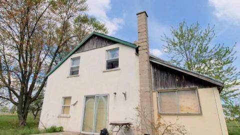 You Snooze, You Lose - BlackBerry-House40.jpg