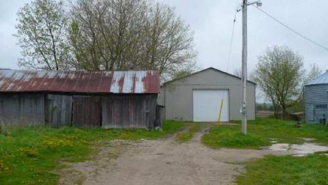 Gray on 10th Line photo 4