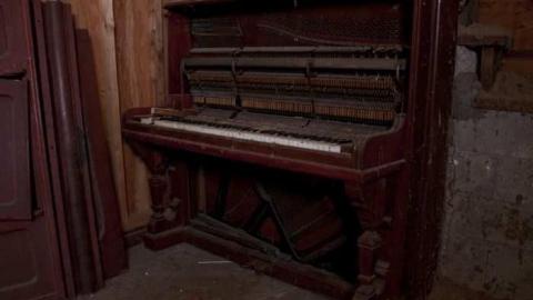 April 6th 2012 - Piano.jpg