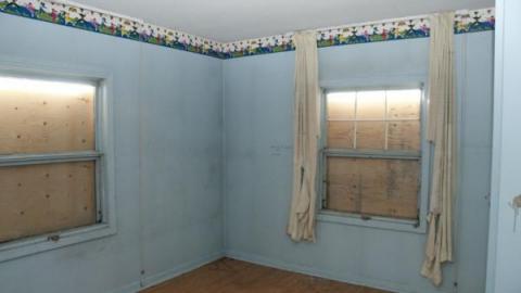 Gallery - Aurora-White-Pillar-House16.jpg