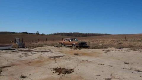 April 2012 - P4068477.jpg