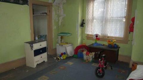 Heebie jeebies  - King-St.-Mystery51.jpg