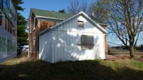 Cute Brick House photo 4