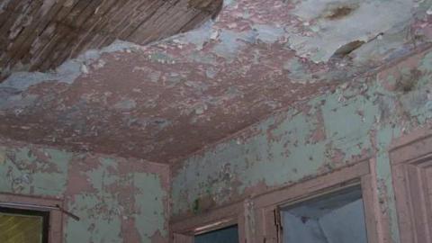 Hwy 5 abandoned - Mess-on-Dundas14.jpg