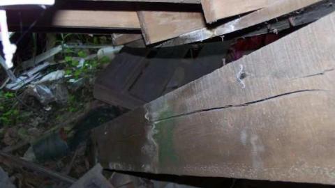 Hwy 5 abandoned - Mess-on-Dundas76.jpg